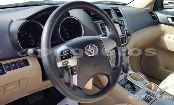 Buy Import Toyota Highlander Black Car in Import - Dubai in Enga Buy Import Toyota Highlander Black Car in Import - Dubai in Enga