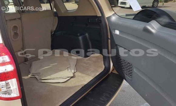 Buy Import Toyota RAV4 Other Car in Import - Dubai in Enga Buy Import Toyota RAV4 Other Car in Import - Dubai in Enga
