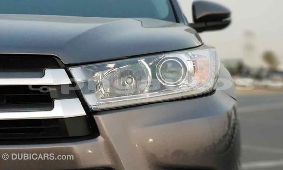 Buy Import Toyota Highlander Other Car in Import - Dubai in Enga Buy Import Toyota Highlander Other Car in Import - Dubai in Enga