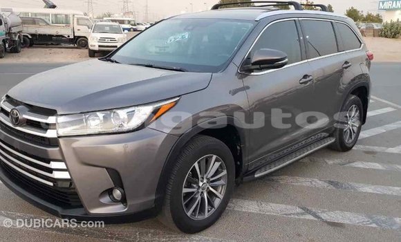 Buy Import Toyota Highlander Other Car in Import - Dubai in Enga Buy Import Toyota Highlander Other Car in Import - Dubai in Enga
