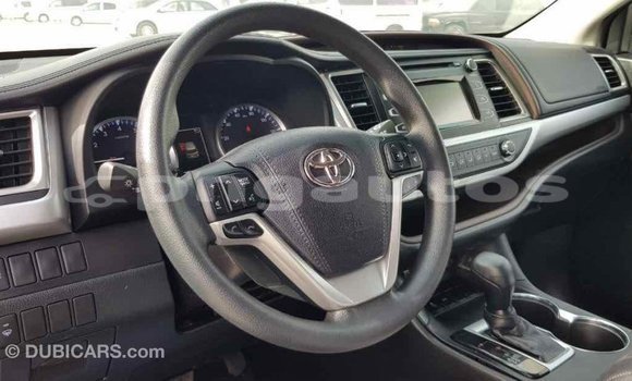 Buy Import Toyota Highlander Brown Car in Import - Dubai in Enga Buy Import Toyota Highlander Brown Car in Import - Dubai in Enga