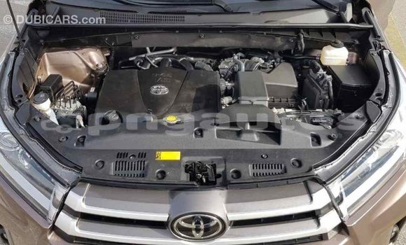 Buy Import Toyota Highlander Brown Car in Import - Dubai in Enga Buy Import Toyota Highlander Brown Car in Import - Dubai in Enga