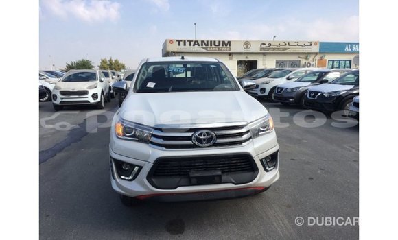 Buy Import Toyota Hilux White Car in Import - Dubai in Enga Buy Import Toyota Hilux White Car in Import - Dubai in Enga