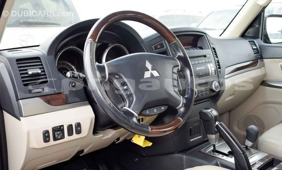 Buy Import Mitsubishi Pajero Black Car in Import - Dubai in Enga Buy Import Mitsubishi Pajero Black Car in Import - Dubai in Enga