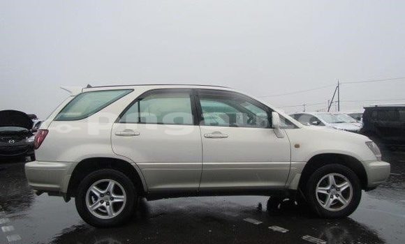 Buy Used Toyota LEXUSHARRIER Other Car in Kundiawa in Simbu Buy Used Toyota LEXUSHARRIER Other Car in Kundiawa in Simbu