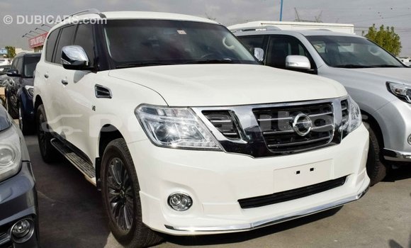 Buy Import Nissan Patrol White Car in Import - Dubai in Enga Buy Import Nissan Patrol White Car in Import - Dubai in Enga