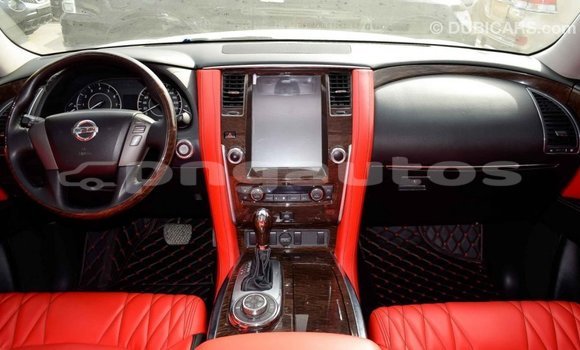 Buy Import Nissan Patrol White Car in Import - Dubai in Enga Buy Import Nissan Patrol White Car in Import - Dubai in Enga