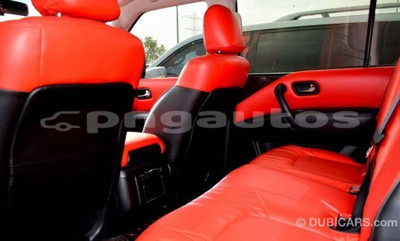 Buy Import Nissan Patrol White Car in Import - Dubai in Enga Buy Import Nissan Patrol White Car in Import - Dubai in Enga