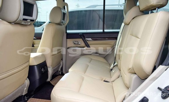 Buy Import Mitsubishi Pajero White Car in Import - Dubai in Enga Buy Import Mitsubishi Pajero White Car in Import - Dubai in Enga
