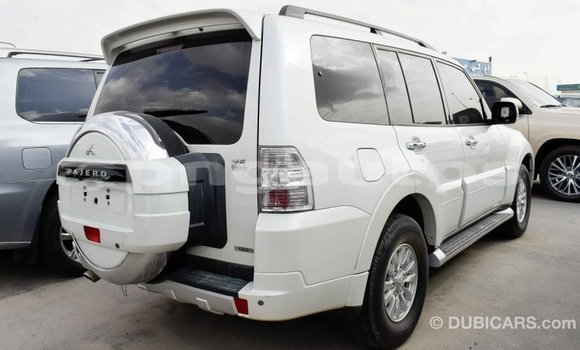 Buy Import Mitsubishi Pajero White Car in Import - Dubai in Enga Buy Import Mitsubishi Pajero White Car in Import - Dubai in Enga