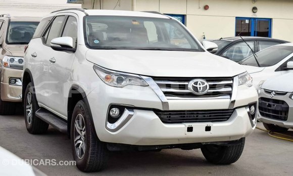 Buy Import Toyota Fortuner White Car in Import - Dubai in Enga Buy Import Toyota Fortuner White Car in Import - Dubai in Enga