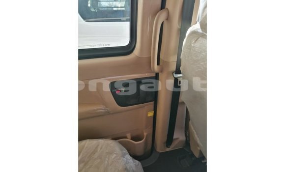 Buy Import Hyundai Accent White Car in Import - Dubai in Enga Buy Import Hyundai Accent White Car in Import - Dubai in Enga