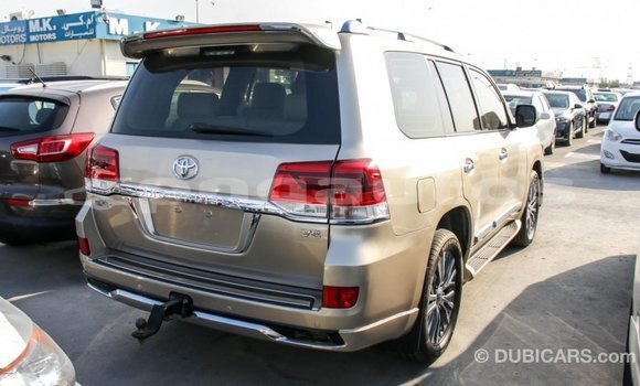 Buy Import Toyota Land Cruiser Other Car in Import - Dubai in Enga Buy Import Toyota Land Cruiser Other Car in Import - Dubai in Enga