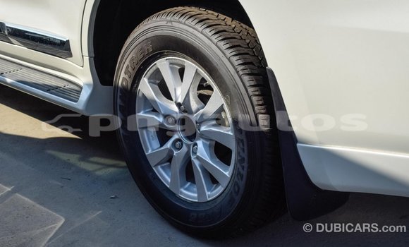 Buy Import Toyota Land Cruiser White Car in Import - Dubai in Enga Buy Import Toyota Land Cruiser White Car in Import - Dubai in Enga