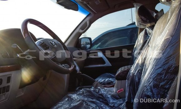 Buy Import Toyota Land Cruiser Black Car in Import - Dubai in Enga Buy Import Toyota Land Cruiser Black Car in Import - Dubai in Enga