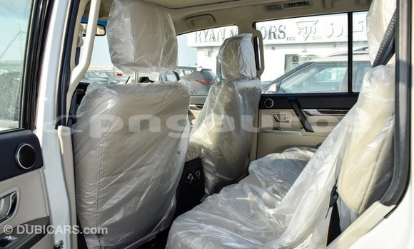 Buy Import Mitsubishi Pajero White Car in Import - Dubai in Enga Buy Import Mitsubishi Pajero White Car in Import - Dubai in Enga