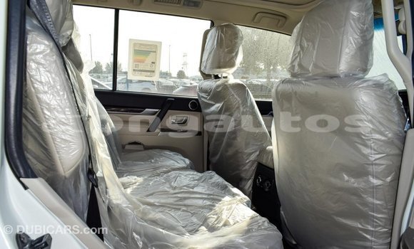 Buy Import Mitsubishi Pajero White Car in Import - Dubai in Enga Buy Import Mitsubishi Pajero White Car in Import - Dubai in Enga