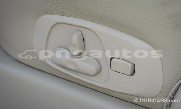 Buy Import Mitsubishi Pajero White Car in Import - Dubai in Enga Buy Import Mitsubishi Pajero White Car in Import - Dubai in Enga