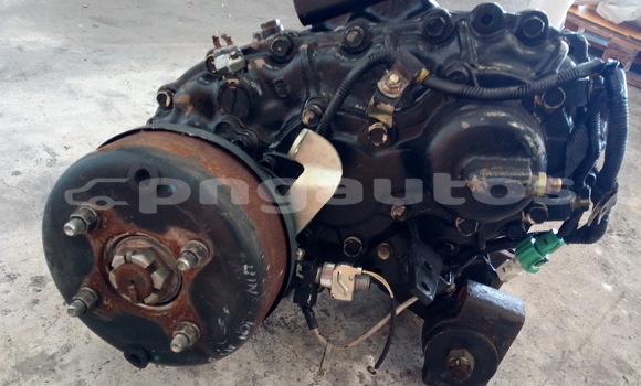 Buy Hino GT transfer case in Port Moresby in National Capital District Buy Hino GT transfer case in Port Moresby in National Capital District