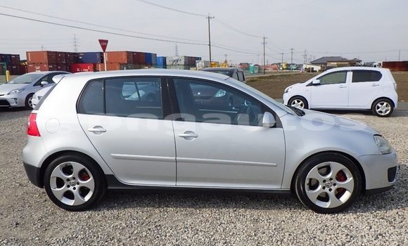 Buy Import Volkswagen Golf Silver Car in Port Moresby in National Capital District Buy Import Volkswagen Golf Silver Car in Port Moresby in National Capital District