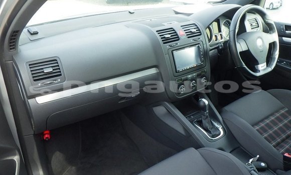 Buy Import Volkswagen Golf Silver Car in Port Moresby in National Capital District Buy Import Volkswagen Golf Silver Car in Port Moresby in National Capital District