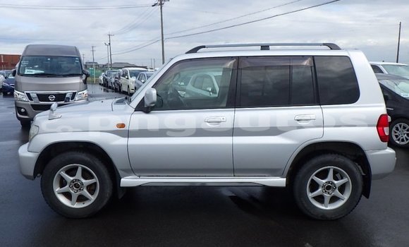 Buy Import Mitsubishi Pajero iO Silver Car in Port Moresby in National Capital District Buy Import Mitsubishi Pajero iO Silver Car in Port Moresby in National Capital District