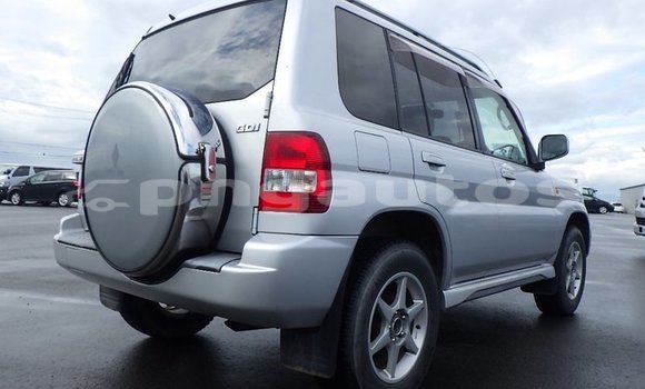 Buy Import Mitsubishi Pajero iO Silver Car in Port Moresby in National Capital District Buy Import Mitsubishi Pajero iO Silver Car in Port Moresby in National Capital District