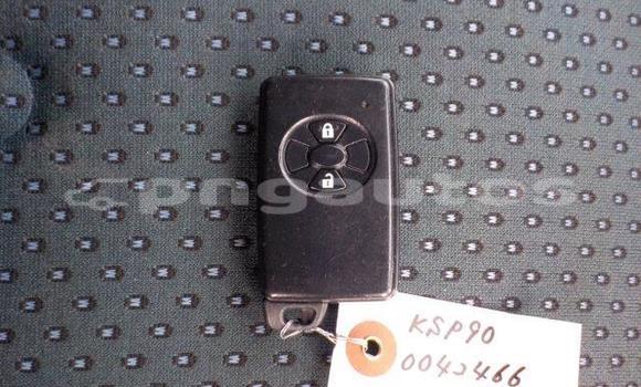 Buy Import Toyota Vitz Black Car in Port Moresby in National Capital District Buy Import Toyota Vitz Black Car in Port Moresby in National Capital District