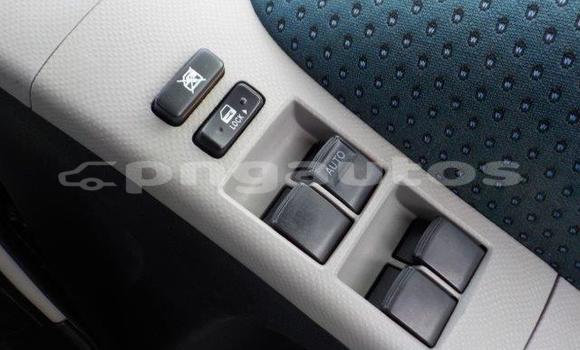 Buy Import Toyota Vitz Black Car in Port Moresby in National Capital District Buy Import Toyota Vitz Black Car in Port Moresby in National Capital District