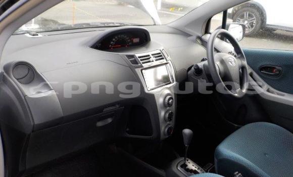 Buy Import Toyota Vitz Black Car in Port Moresby in National Capital District Buy Import Toyota Vitz Black Car in Port Moresby in National Capital District