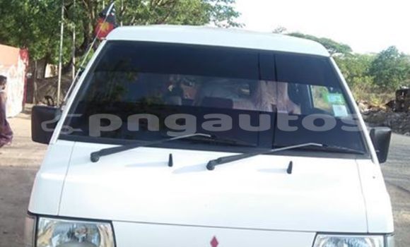Buy Used Mitsubishi L300 White Car in Port Moresby in National Capital District Buy Used Mitsubishi L300 White Car in Port Moresby in National Capital District