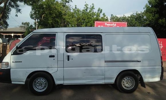 Buy Used Mitsubishi L300 White Car in Port Moresby in National Capital District Buy Used Mitsubishi L300 White Car in Port Moresby in National Capital District