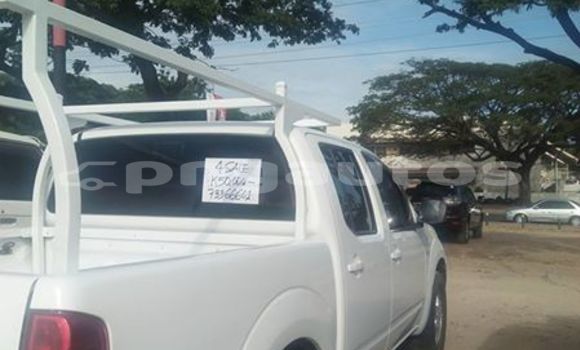Buy Used Nissan Navara White Car in Port Moresby in National Capital District Buy Used Nissan Navara White Car in Port Moresby in National Capital District