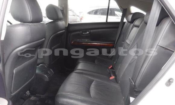 Buy Import Toyota Harrier White Car in Port Moresby in National Capital District Buy Import Toyota Harrier White Car in Port Moresby in National Capital District