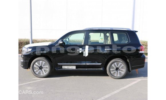 Buy Import Toyota Land Cruiser Black Car in Import - Dubai in Enga Buy Import Toyota Land Cruiser Black Car in Import - Dubai in Enga