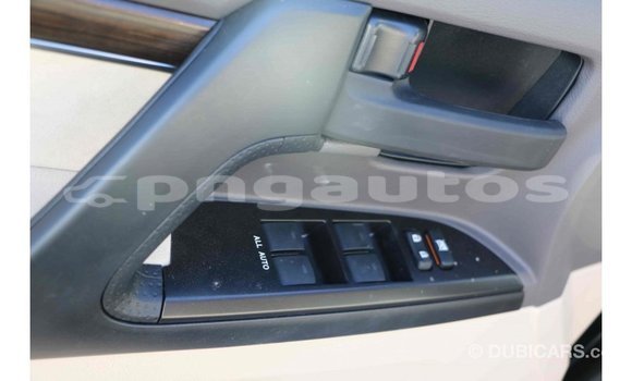 Buy Import Toyota Land Cruiser Black Car in Import - Dubai in Enga Buy Import Toyota Land Cruiser Black Car in Import - Dubai in Enga