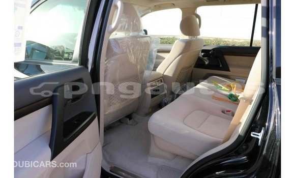 Buy Import Toyota Land Cruiser Black Car in Import - Dubai in Enga Buy Import Toyota Land Cruiser Black Car in Import - Dubai in Enga