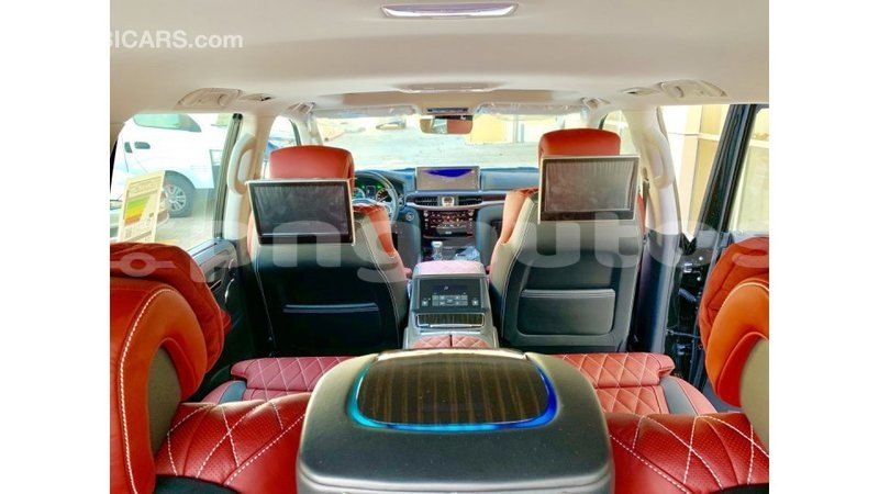 Big with watermark 5730a41b 8694 484a adab fa7df0a4c1b4