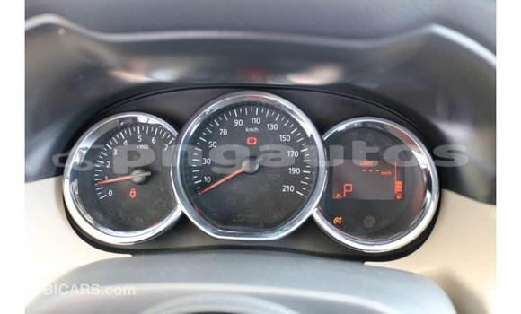 Buy Import Renault Duster White Car in Import - Dubai in Enga