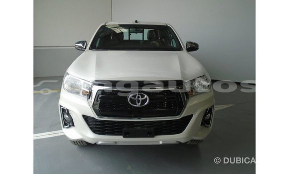 Buy Import Toyota Hilux White Car in Import - Dubai in Enga Buy Import Toyota Hilux White Car in Import - Dubai in Enga