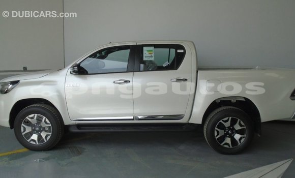 Buy Import Toyota Hilux White Car in Import - Dubai in Enga Buy Import Toyota Hilux White Car in Import - Dubai in Enga