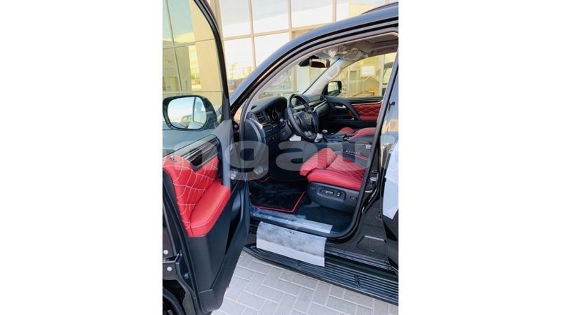 Big with watermark 0a831c63 8f3d 44bc 831b 5030a2b87044