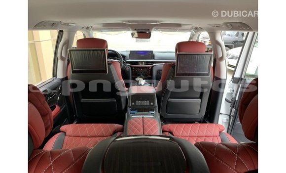 Buy Import Lexus LX White Car in Import - Dubai in Enga Buy Import Lexus LX White Car in Import - Dubai in Enga