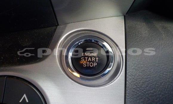 Buy Import Toyota RAV4 White Car in Port Moresby in National Capital District Buy Import Toyota RAV4 White Car in Port Moresby in National Capital District