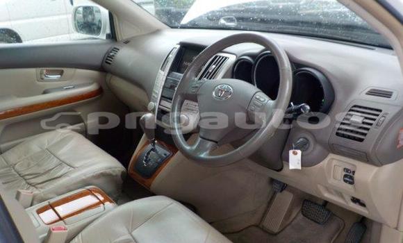 Buy Import Toyota Harrier White Car in Port Moresby in National Capital District Buy Import Toyota Harrier White Car in Port Moresby in National Capital District