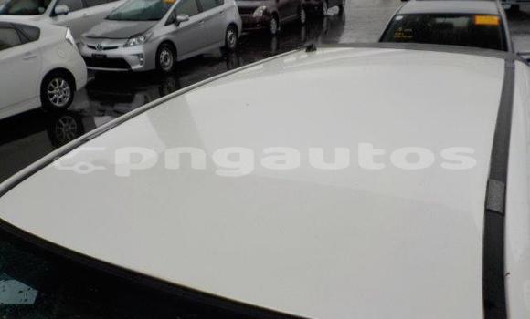 Buy Import Toyota Harrier White Car in Port Moresby in National Capital District Buy Import Toyota Harrier White Car in Port Moresby in National Capital District
