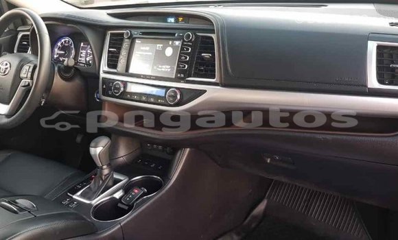 Buy Import Toyota Highlander Other Car in Import - Dubai in Enga Buy Import Toyota Highlander Other Car in Import - Dubai in Enga