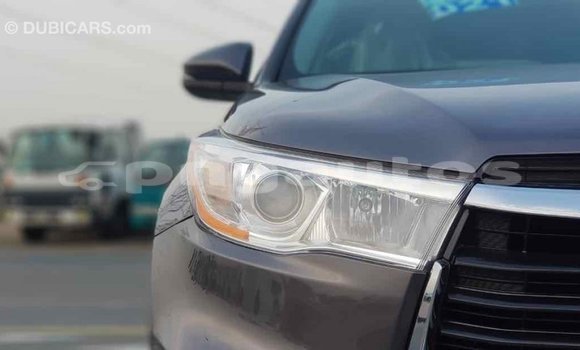 Buy Import Toyota Highlander Other Car in Import - Dubai in Enga Buy Import Toyota Highlander Other Car in Import - Dubai in Enga
