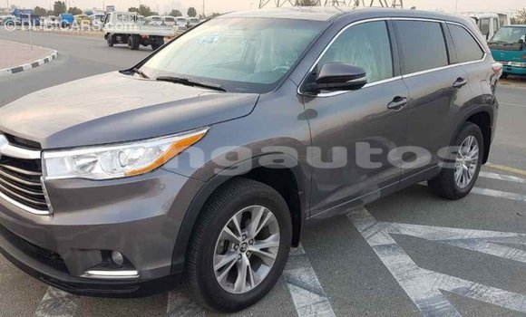 Buy Import Toyota Highlander Other Car in Import - Dubai in Enga Buy Import Toyota Highlander Other Car in Import - Dubai in Enga