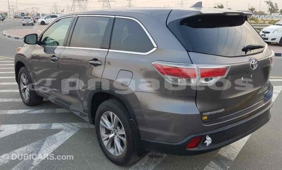 Buy Import Toyota Highlander Other Car in Import - Dubai in Enga Buy Import Toyota Highlander Other Car in Import - Dubai in Enga